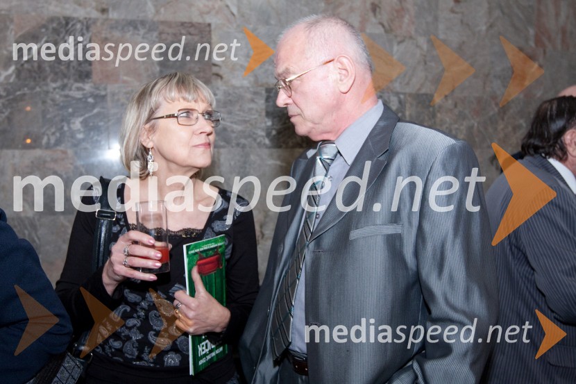 Minu Kjuder, igralka in dobitnica Borštnikovega prstana 2009 in Bine Matoh, igralec in dobitnik Borštnikovega prstana 2004Striček Vanja, premiera v SNG Nova Gorica