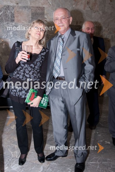 Minu Kjuder, igralka in dobitnica Borštnikovega prstana 2009 in Bine Matoh, igralec in dobitnik Borštnikovega prstana 2004Striček Vanja, premiera v SNG Nova Gorica