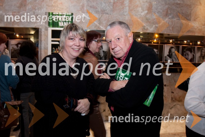 Ira Ratej, umetniški vodja SNG Nova Gorica in Dušan Jovanovič, režiserStriček Vanja, premiera v SNG Nova Gorica