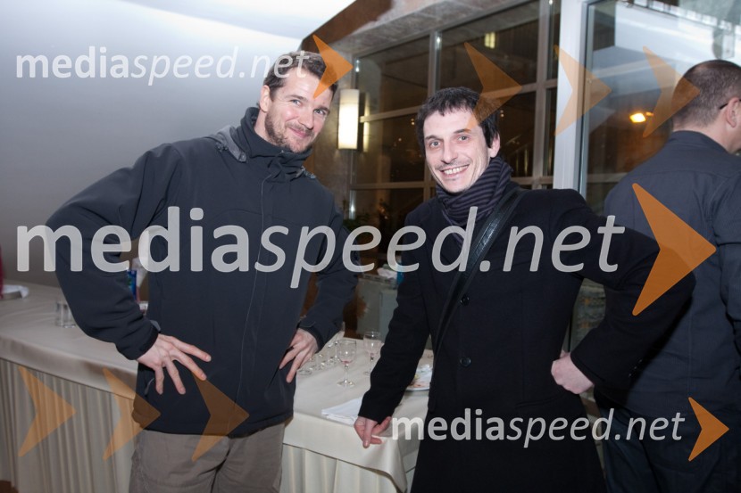 Nace Novak, novinar Žurnala in Mitja Marussig, novinar Primorskih novicStriček Vanja, premiera v SNG Nova Gorica