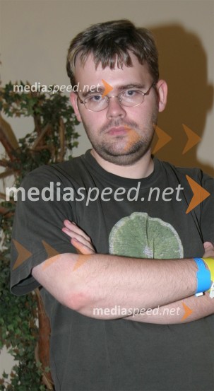 Namestnik odgovornega urednika revije Mariborčan Alan KavčičAlan Kavčič, namestnik odgovornega urednika revije Mariborčan