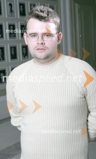 Namestnik odgovornega urednika revije Mariborčan Alan KavčičAlan Kavčič, namestnik odgovornega urednika revije Mariborčan