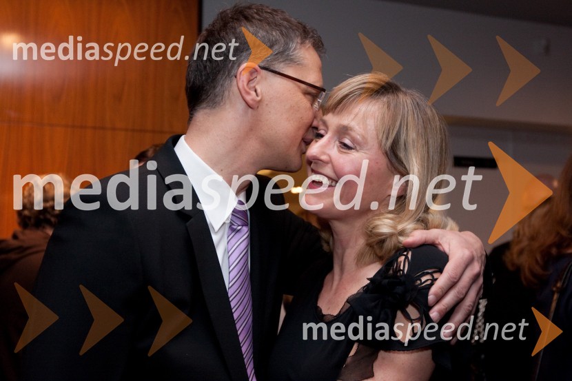 Igor Lukšič, minister za šolstvo in šport ter Judita Zidar, igralkaDrama o Mirjani in tistih okrog nje