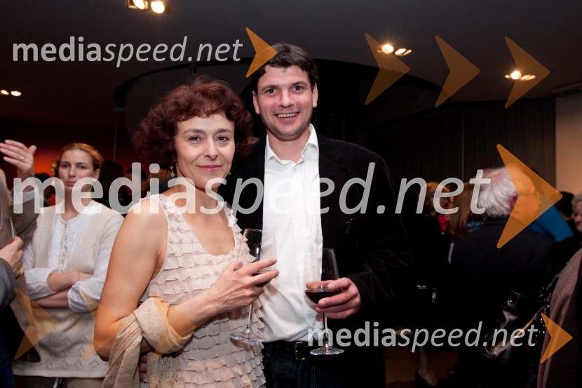 Mirjam Korbar Žlajpah, igralka in soprog BoštjanDrama o Mirjani in tistih okrog nje