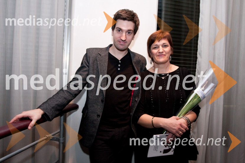 Ivor Martinić, avtog drame in mama MariDrama o Mirjani in tistih okrog nje