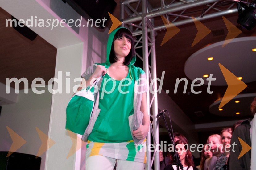 ManekenkaNike zabava