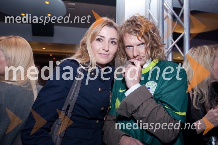 Ivana Eror in Julian Rhind Tutt, angleški igralecNike zabava