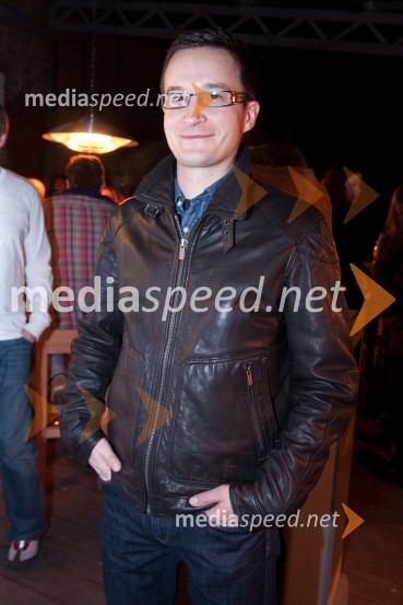 Žiga KmetičNike zabava