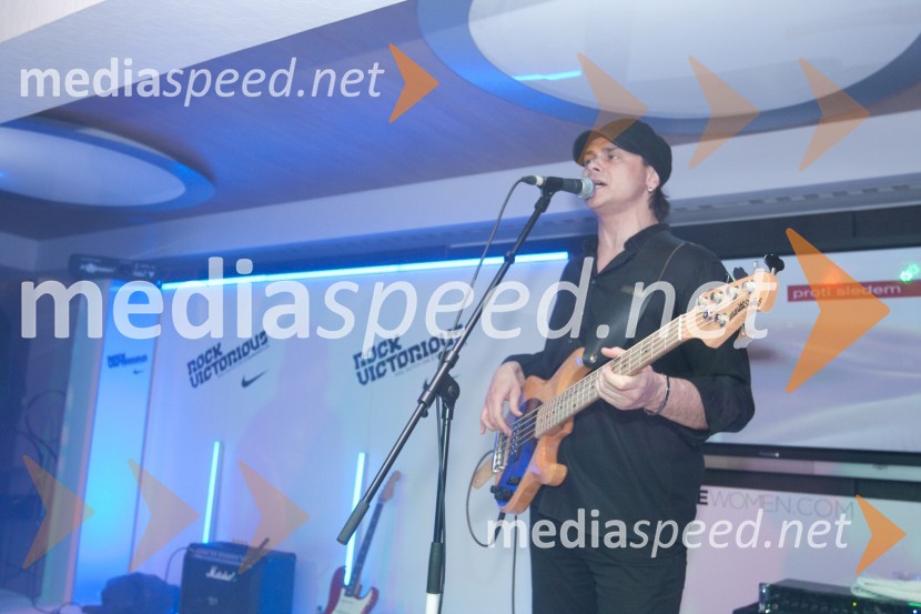 Samuel Lucas, pevecNike zabava