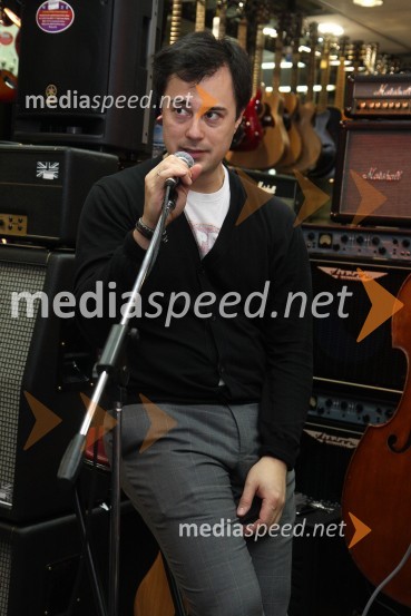 Chris Minh Doky, kontrabasist in bas kitaristMike Stern, jazz klinika v Mariboru