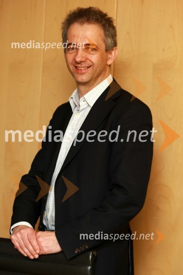 Dr. Peter Kokol, dekan Fakultete za zdravstvene vede Univerze v MariboruDr. Peter Kokol, dekan Fakultete za zdravstvene vede Univerze v Mariboru