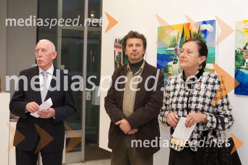 Patrick McCabe, veleposlanik Republike Irske, Nenad Marasović, akademski slikar in Dunja Bezjak, članica ženskega društva S.I.L.AOdprtje razstave Nenada Marasovića