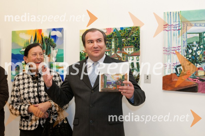 Dunja Bezjak, članica ženskega društva S.I.L.A in Mario Berdič, kritikOdprtje razstave Nenada Marasovića