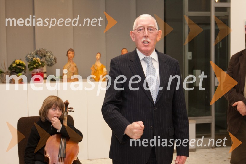 Patrick McCabe, veleposlanik Republike IrskeOdprtje razstave Nenada Marasovića