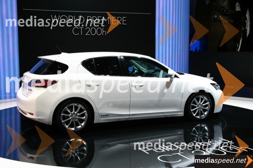 Lexus CT 200h