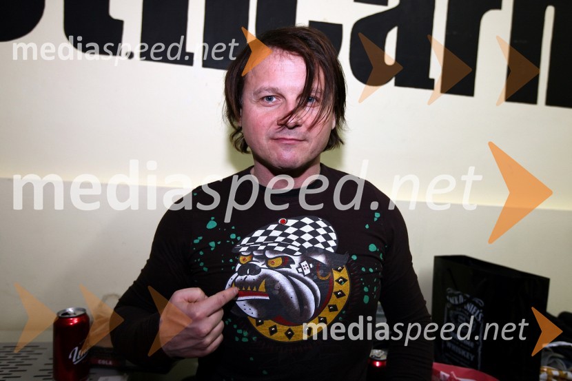 Matjaž Jelen, pevec skupine Šank RockBite me, koncert skupine Billy's private parking