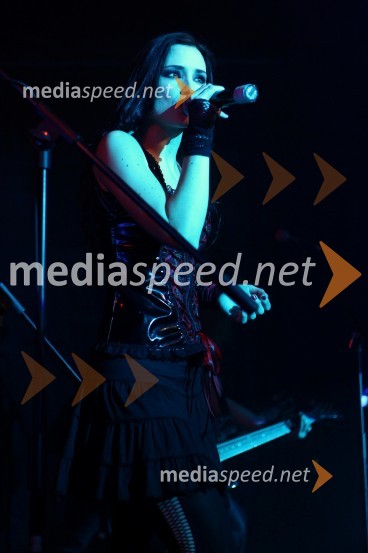 Urška Majdič, pevka skupine Billy's private parkingBite me, koncert skupine Billy's private parking