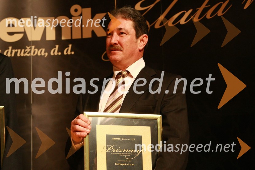 Boris Šolar, direktor podjetja Četrta pot d.o.o.Zlata nit 2009, slavnostna razglasitev najboljših zaposlovalcev leta 2009