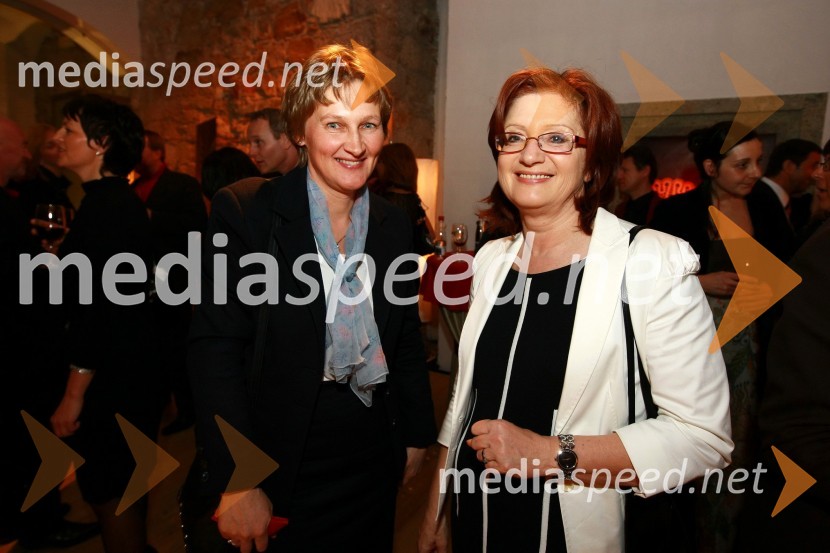 ... in Alenka Žnidaršič Kranjc, predsednica upravnega odbora pokojninske družbe Prva groupZlata nit 2009, slavnostna razglasitev najboljših zaposlovalcev leta 2009