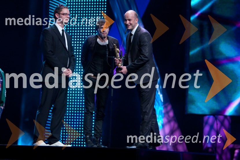 Jurij Zrnec in Lado Bizovičar, TV voditelja ter Igor Gajič, režiser in ko-scenarist oddaje As ti tud not paduViktorji 2009, prireditev - dogajanje v dvorani