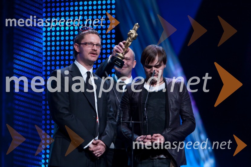 Jurij Zrnec in Lado Bizovičar, TV voditeljaViktorji 2009, prireditev - dogajanje v dvorani