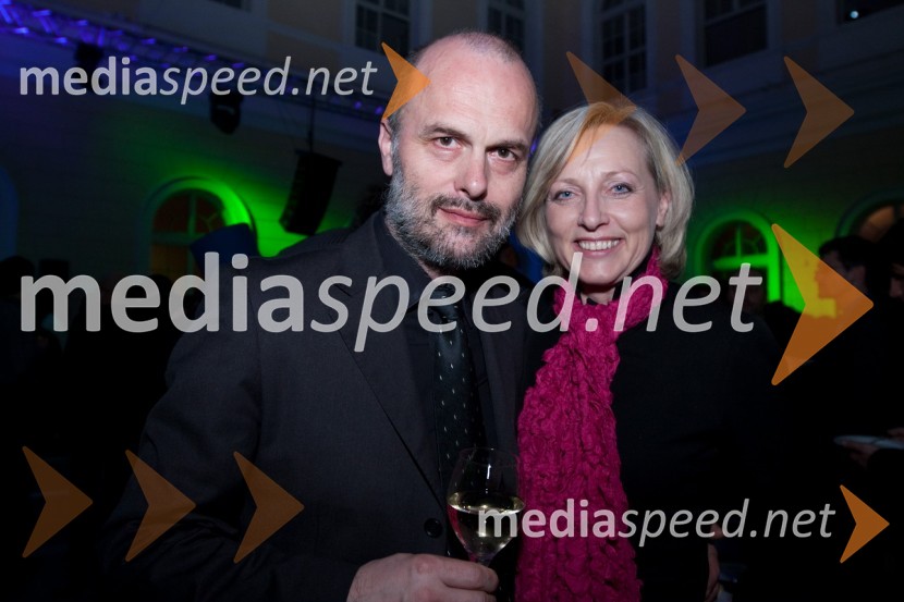 Janez Lombergar, nekdanji programski direktor RTV s soprogoViktorji 2009, zaključna zabava