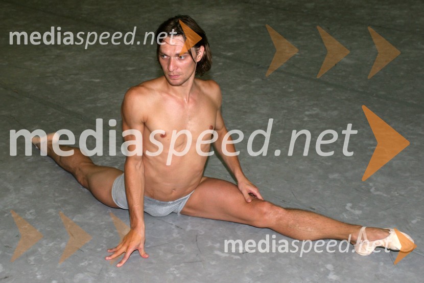 Baletnik Anton BogovAnton Bogov, baletnik