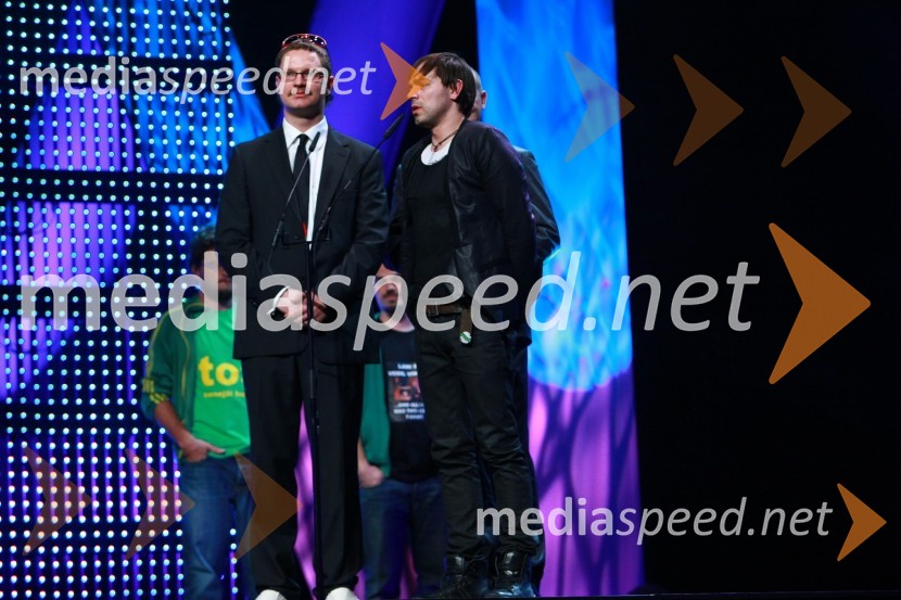 Jurij Zrnec in Lado Bizovičar, TV voditeljaViktorji 2009, prireditev - dogajanje v dvorani