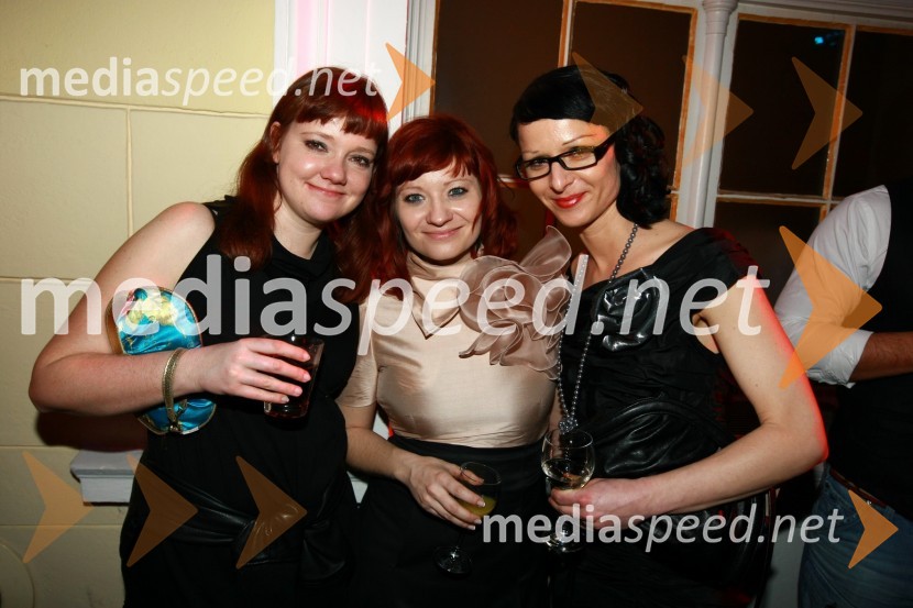Anja Hren, Marketing magazin, Zala Fras in Irena Kolenc, obe PR Delo RevijeViktorji 2009, zaključna zabava