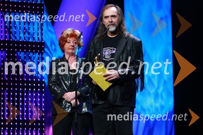 Bernarda Jeklin, nekdanja urednica revije Jana in Dragan Bulič, glasbeni urednik Vala 202 in dobitnik Viktorja za življenjsko deloViktorji 2009, prireditev - dogajanje v dvorani