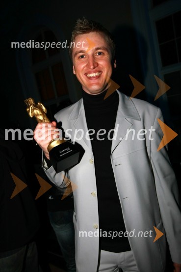 Denis Avdič, voditelj Radio 1Viktorji 2009, zaključna zabava