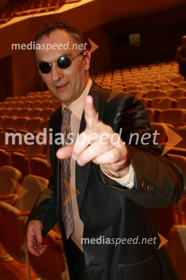 Jonas Žnidaršič, TV voditeljViktorji 2009, prireditev - dogajanje v dvorani