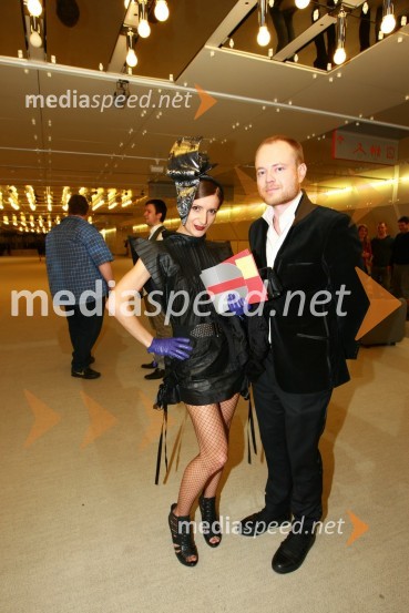 Davorka Požgan, modna oblikovalka in Igor Bratož, kreativni producent oddaje Slovenija ima talentViktorji 2009, zaključna zabava