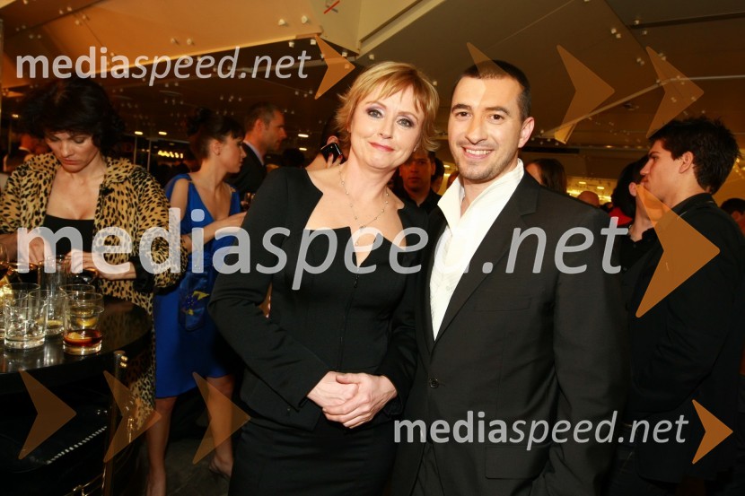 Darja Zgonc, voditeljica oddaje 24ur na POP TV in Marko Potrč, tv voditeljViktorji 2009, zaključna zabava