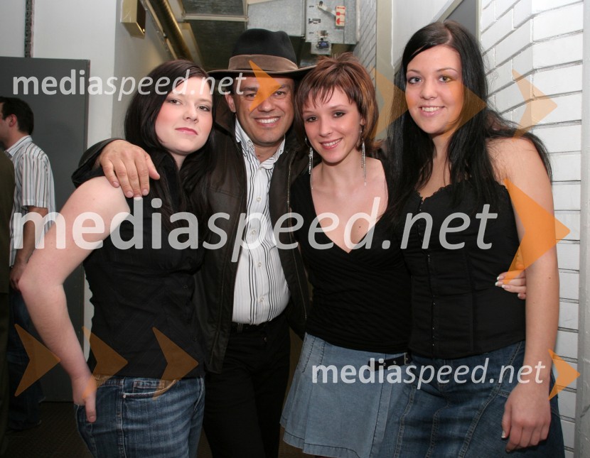 Branko Jovanovič Brendi in skupina TrinitasPevci otrokom, dobrodelni koncert