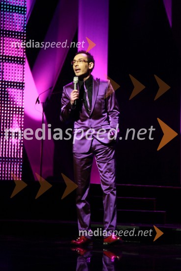 Tadej Toš, igralecViktorji 2009, obleke in modni dodatki