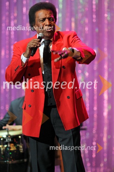 Roberto Blanco, pevecRoberto Blanco, koncert v Mondu