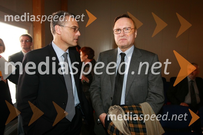 Črtomir Remec, predsednik Inženirske zbornice Slovenije (IZS)  in mag. Vekoslav Korošec, direktor Združenja za inženiring na Gospodarski zbornici Slovenije (GZS)23. mednarodni sejem gradbeništva in gradbenih materialov MEGRA 2010, slovesna otvoritev