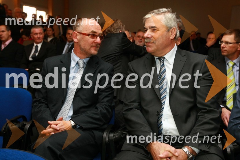 ... in Jože Funda, generalni direktor podjetja Salonit Anhovo23. mednarodni sejem gradbeništva in gradbenih materialov MEGRA 2010, slovesna otvoritev