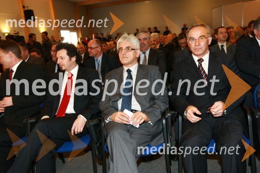 Dr. Patrick Vlačič, minister za promet, dr. Roko Žarnić, minister za okolje in prostor ter Janez Erjavec, direktor podjetja Pomurski sejem23. mednarodni sejem gradbeništva in gradbenih materialov MEGRA 2010, slovesna otvoritev