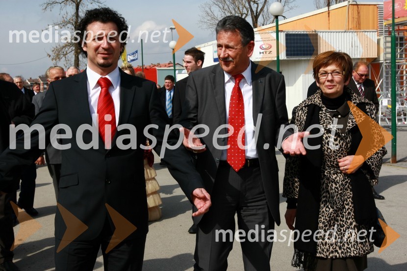 Dr. Patrick Vlačič, minister za promet, Anton Kampuš, župan občine Gornja Radgona ter poslanec in ...23. mednarodni sejem gradbeništva in gradbenih materialov MEGRA 2010, slovesna otvoritev