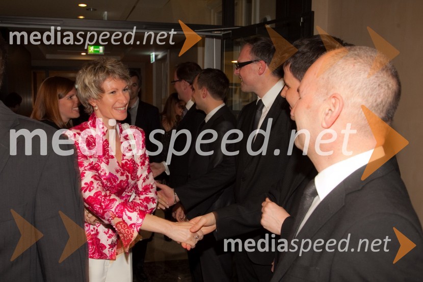 ...,  Marko Košmrl, direktor Makoma d.o.o., Jože Šolar, predsednik uprave A-Cosmos d.d. in Stojan Pirjevec, lastnik in direktor BMW AvtoSelect d.o.o.BMW SLO, predstavitev novega avtomobila BMW serije 5