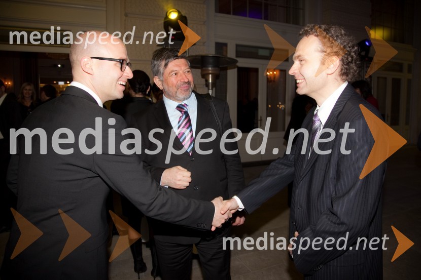 Miha Ažman, generalni direktor BMW Group Slovenija, mag. Janko Arah, predsednik Klu­ba Koroš­cev v Ljub­ljani in Dejan Boštjančič, BMW Selmar d.o.o.BMW SLO, predstavitev novega avtomobila BMW serije 5