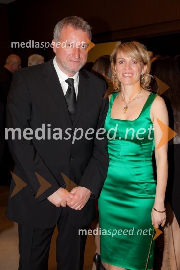 Janez Rakušček, kreativni direktor Luna TBWA in Barbara Uranjek, direktorica marketinga BMW Group SlovenijaBMW SLO, predstavitev novega avtomobila BMW serije 5