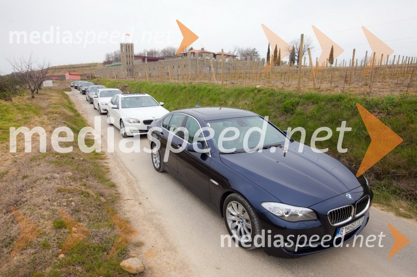 Novi BMW serije 5, testna vožnjaBMW SLO, predstavitev novega avtomobila BMW serije 5