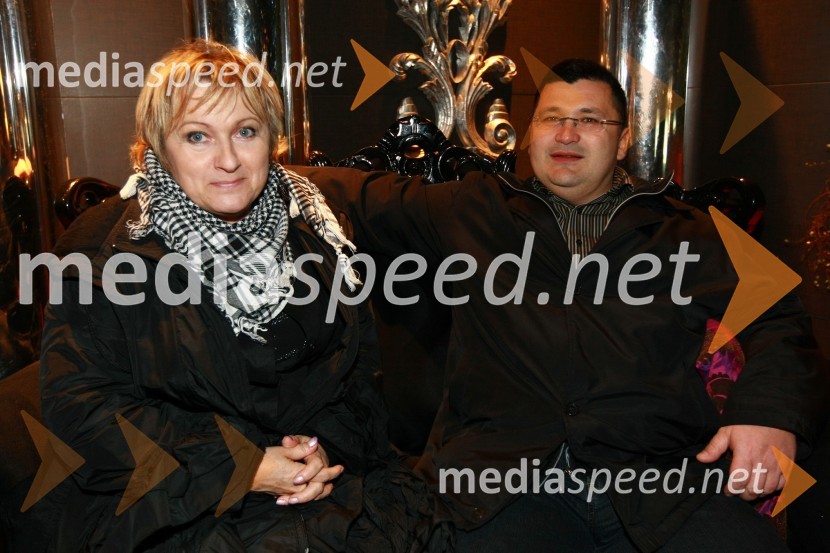 Teja Babnik, Razvedrilo in Boštjan Rajer, Razvedrilo
Slovenski oglaševalski festival - SOF 2010, RT(V) Dobrega upanja ter RTV-jeva in Dnevnikova zabava