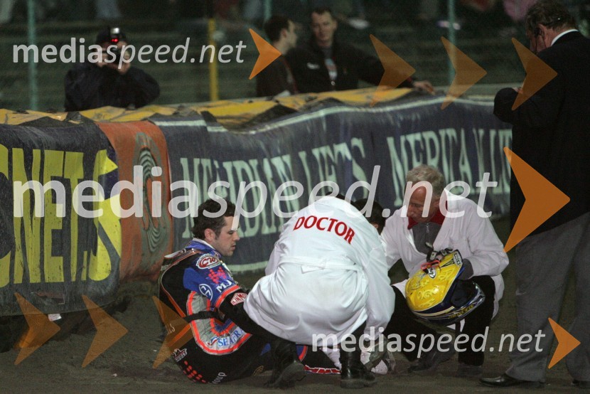 Scott Nicholls (VBR) po padcuSPEEDWAY GRAND PRIX, VN Evrope 2006, dirka
