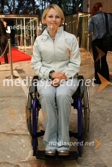 Mateja Pintar, namiznoteniška igralka, članica paraolimpijske reprezentanceAdam in Eva z napako