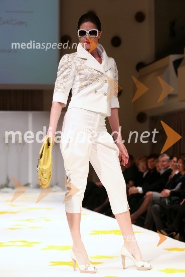 Lea Petrač, manekenkaMojca Beseničar, predstavitev nove kolekcije