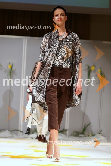 Eva Doganoc, manekenkaMojca Beseničar, predstavitev nove kolekcije